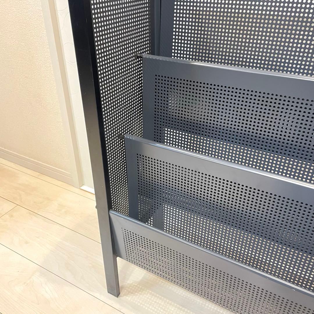 【PLUS】プラス スチール製 マガジンラック 本棚 3段 パンチング 事務用