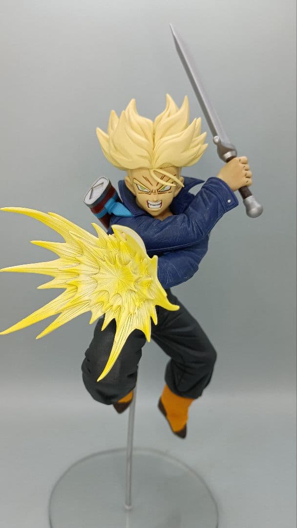 ドラゴンボールフィギュア　Gxmateria トランクス リペイント