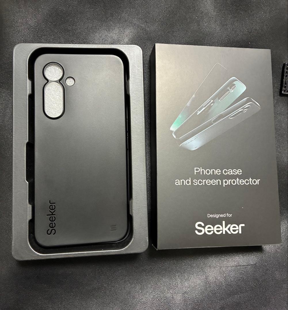 solana mobile 【純正ケース付き】