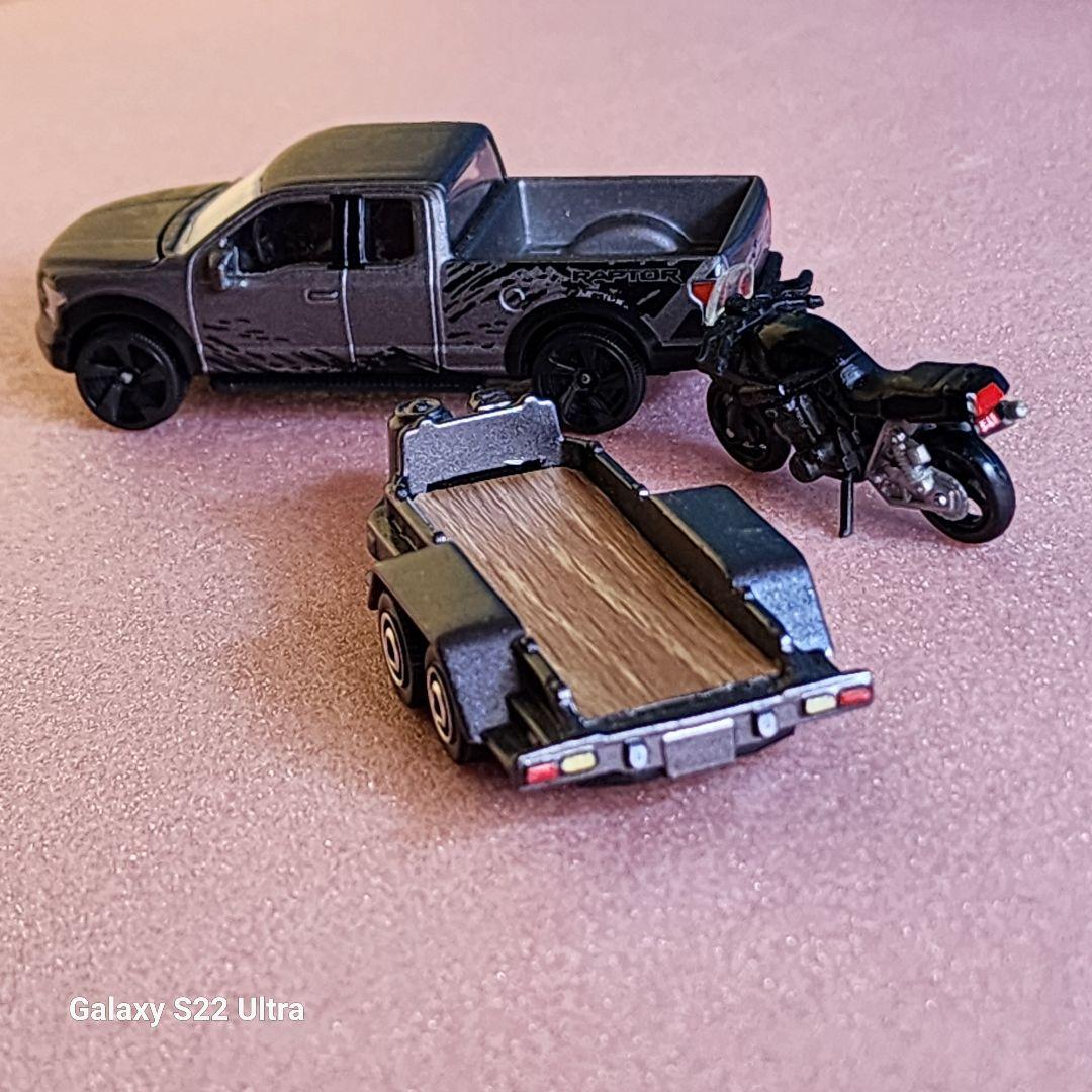 フォードF150とMBXCycleトレーラー刀セット