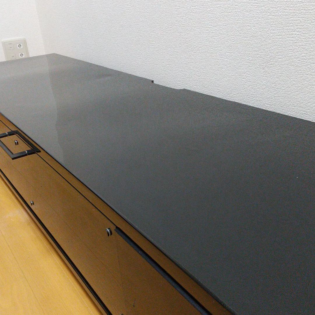 テレビ台、テレビボード