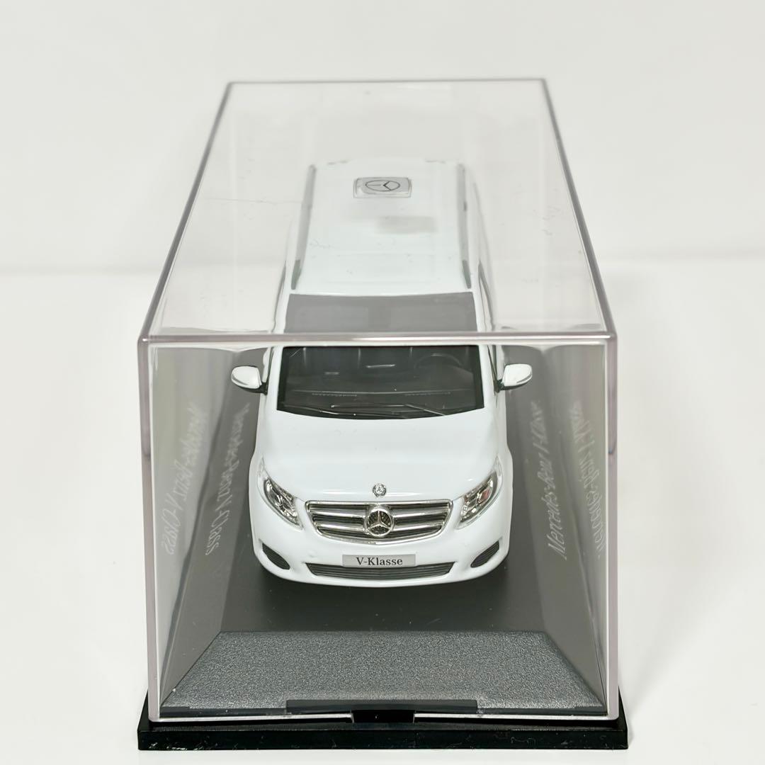 1/43 メルセデスベンツ　Vクラス　ディーラー特注品　ホワイト