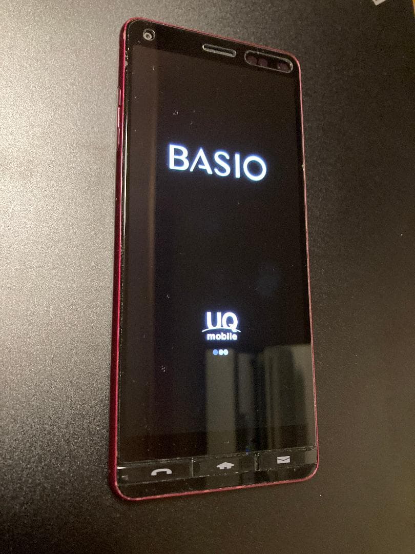 BASIO4 ワインレッド SIMロック解除済 UQ版 スマホケース付き
