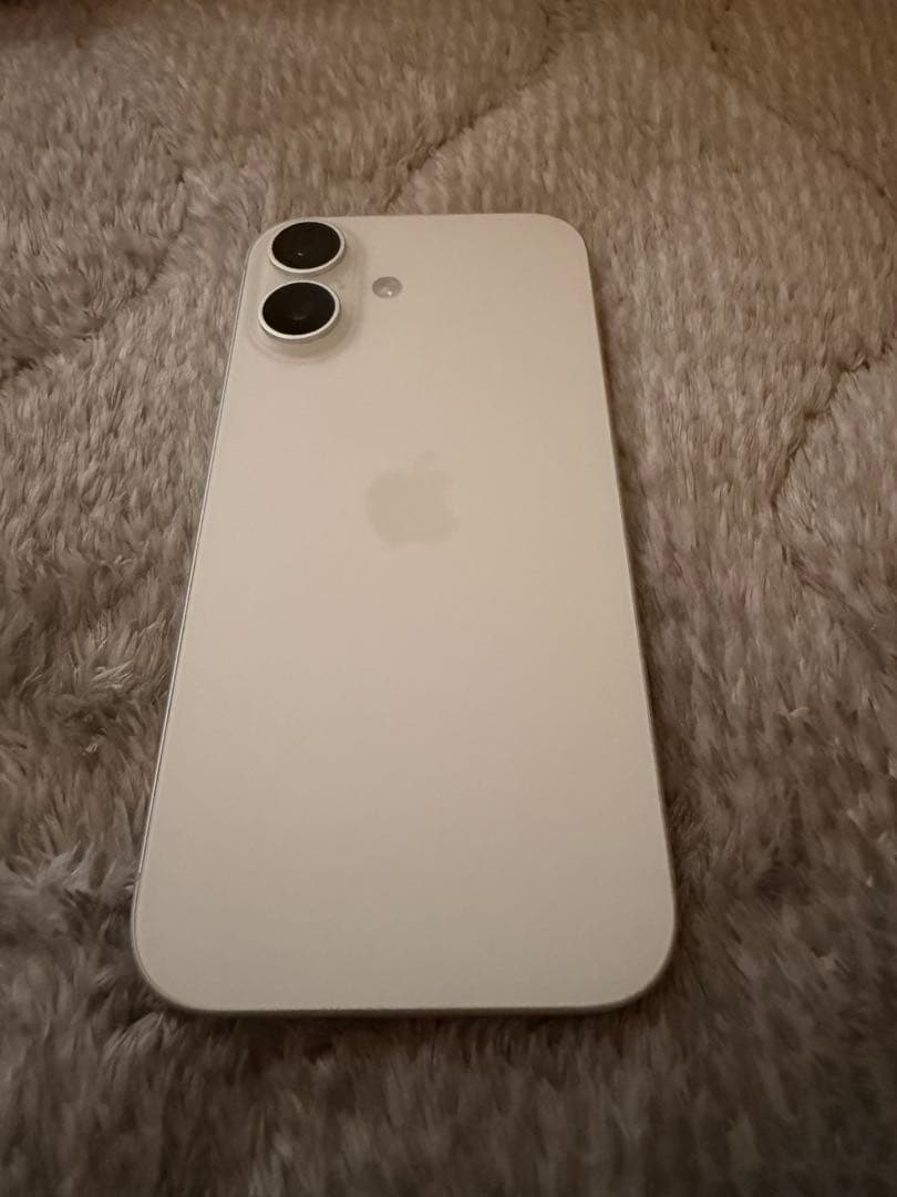 Apple iPhone 16 ホワイト 本体　128gb