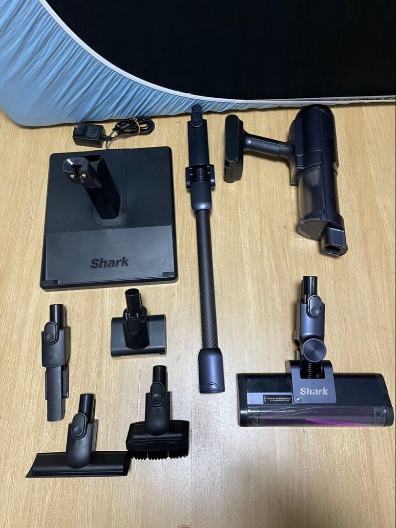 美品　Shark Clean Sense iQ IW2241JGY 掃除機