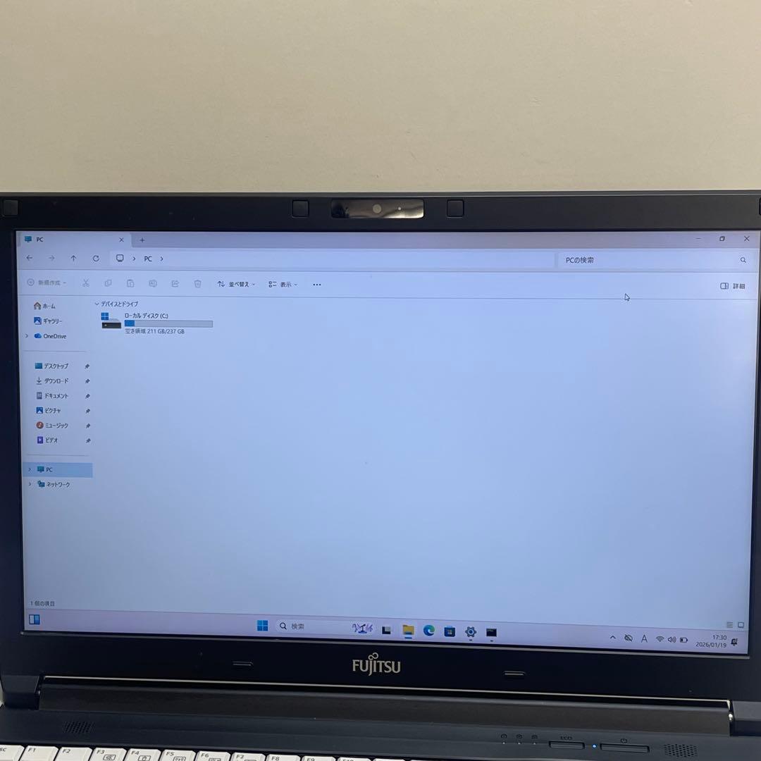 #844 富士通 Lifebook A577/S i5-7300U Office
