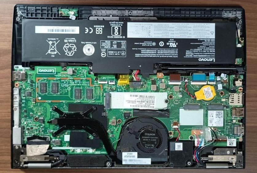 ジャンク ThinkPad X380 Yoga 起動しない（電源入らない）