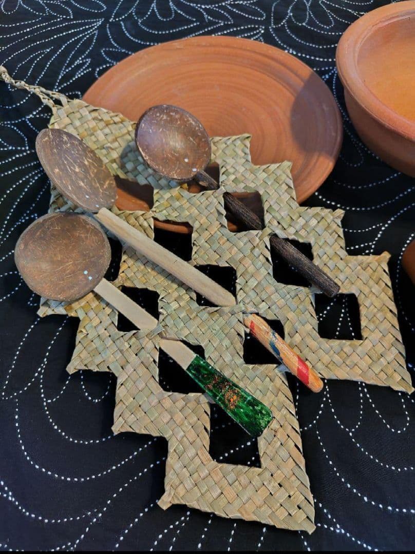 ６♦ か です＊ スリランカ産 ワラン 食器 セット