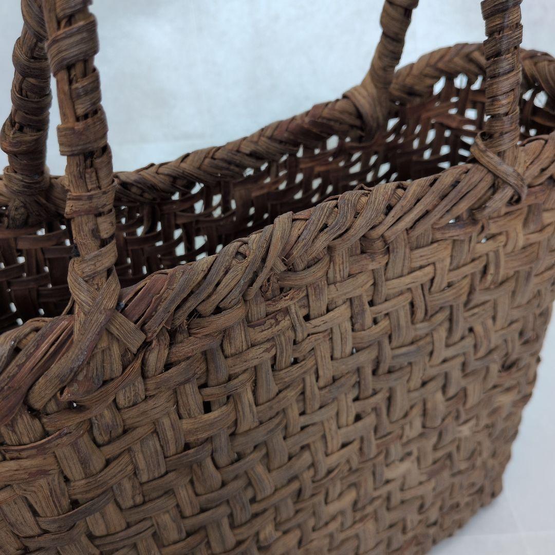 【美品】山葡萄　かごバッグ　山ぶどう 大きめ 天然素材 手編み