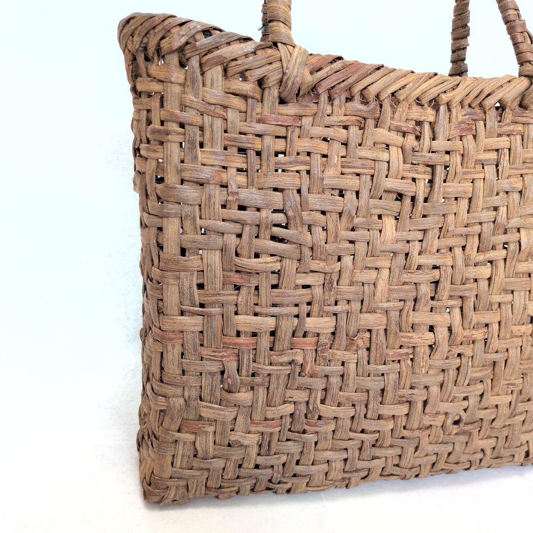 【美品】山葡萄　かごバッグ　山ぶどう 大きめ 天然素材 手編み