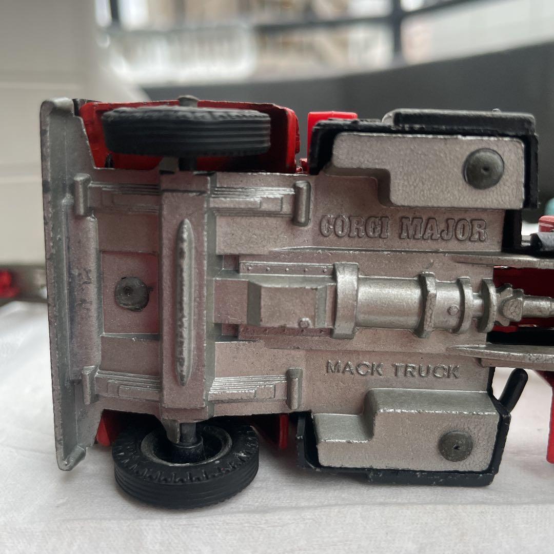 ミニカー CORGI MAJAR MACK TRUCK