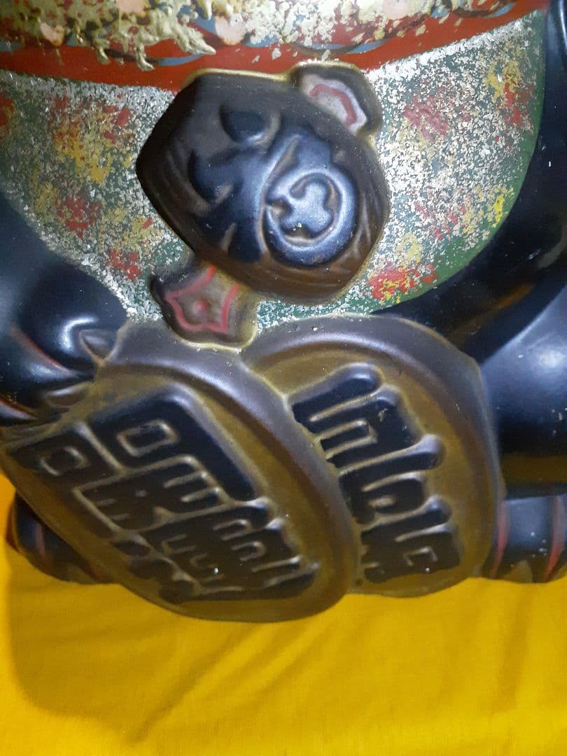 セール‼️骨董、黒招き猫　人招き、福招き 鈴ではなく打出の小槌‼️