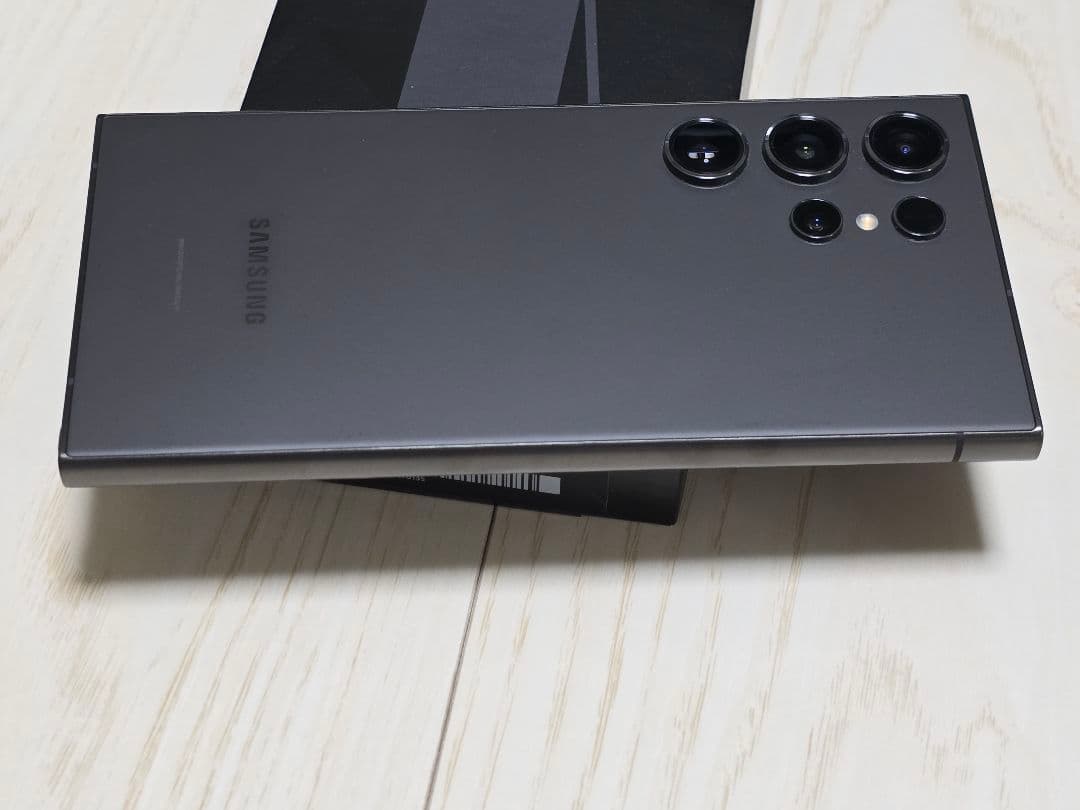 Galaxy S24 Ultra 512GBチタニウムブラック国内版SiMフリー