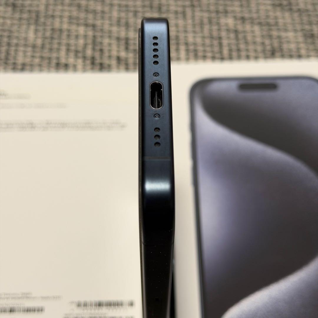 Apple iPhone 15 Pro 256GB 本体