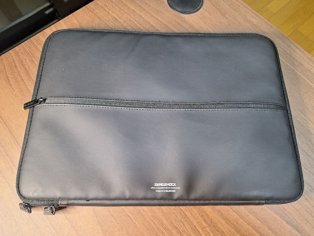 その他ノートPC本体 ASUS ZenBook UX310UA/ I3/ 4GB/ HDD 500GB