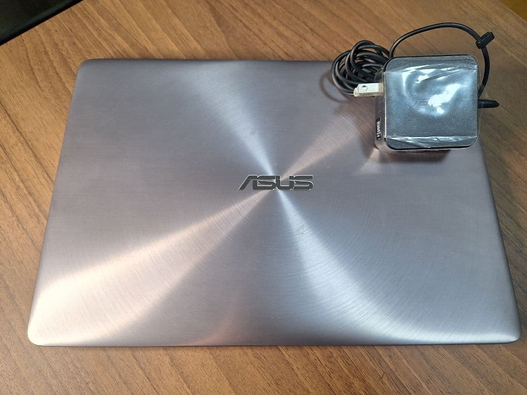 その他ノートPC本体 ASUS ZenBook UX310UA/ I3/ 4GB/ HDD 500GB