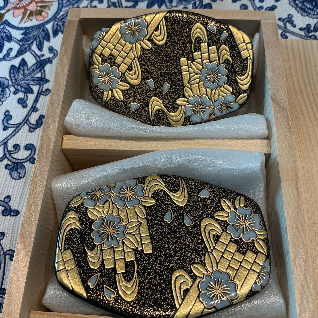 幸楽窯　金箔と桜　高級陶磁器製箸置き5個　木箱入り未使用保管品