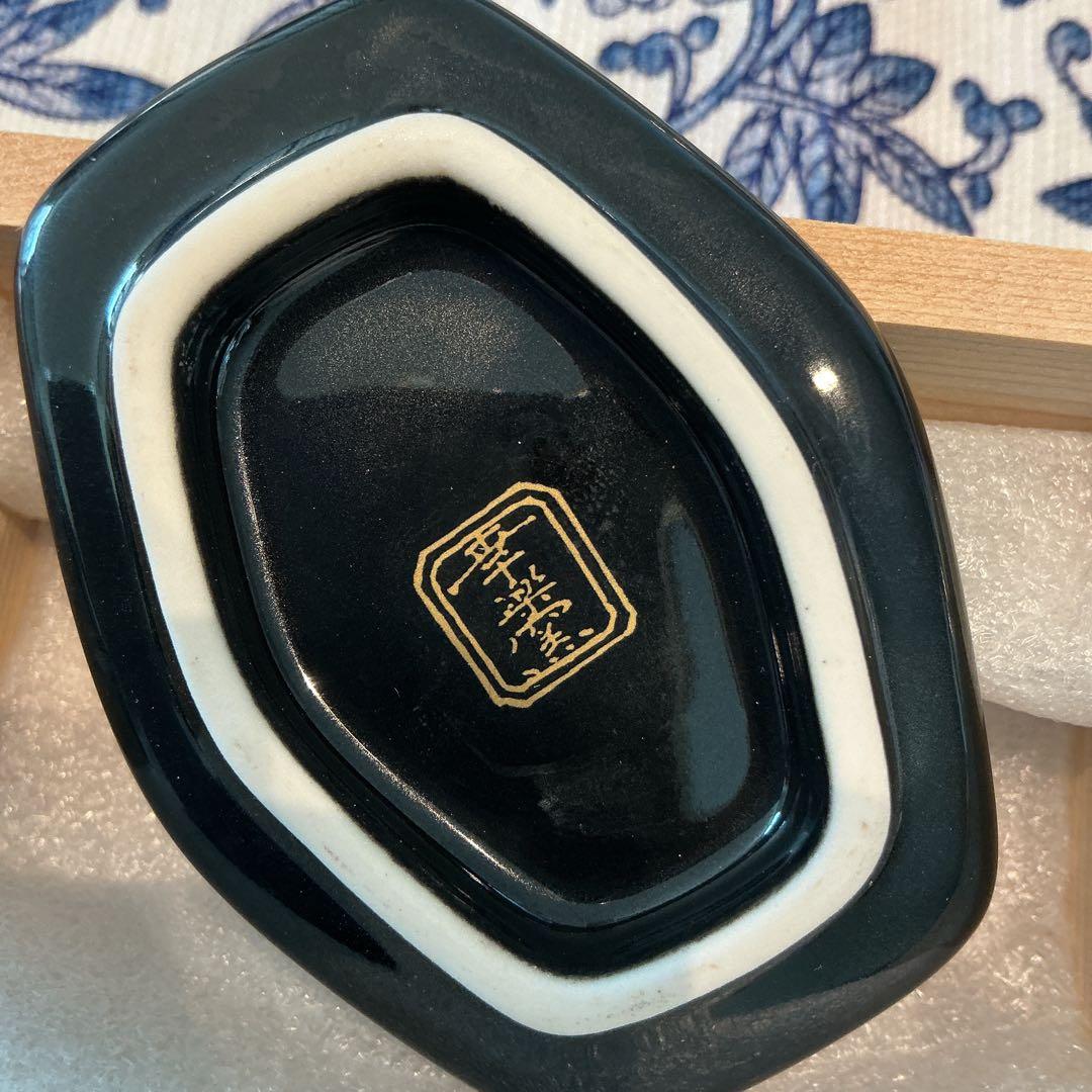 幸楽窯　金箔と桜　高級陶磁器製箸置き5個　木箱入り未使用保管品