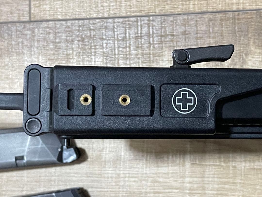 東京マルイ Glock 22 B&T USW-G17タイプ　ポリマーVer.