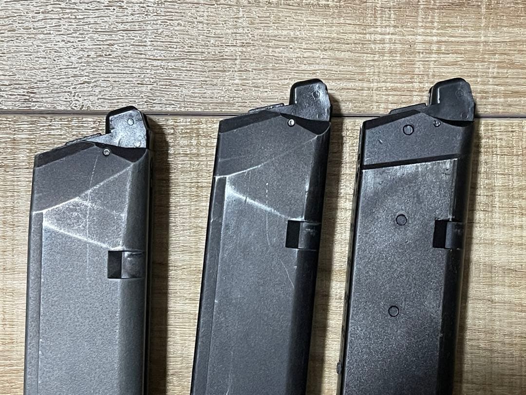 東京マルイ Glock 22 B&T USW-G17タイプ　ポリマーVer.