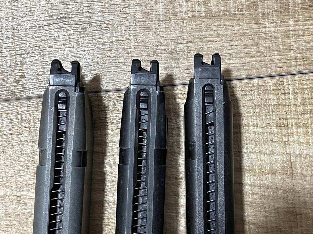 東京マルイ Glock 22 B&T USW-G17タイプ　ポリマーVer.