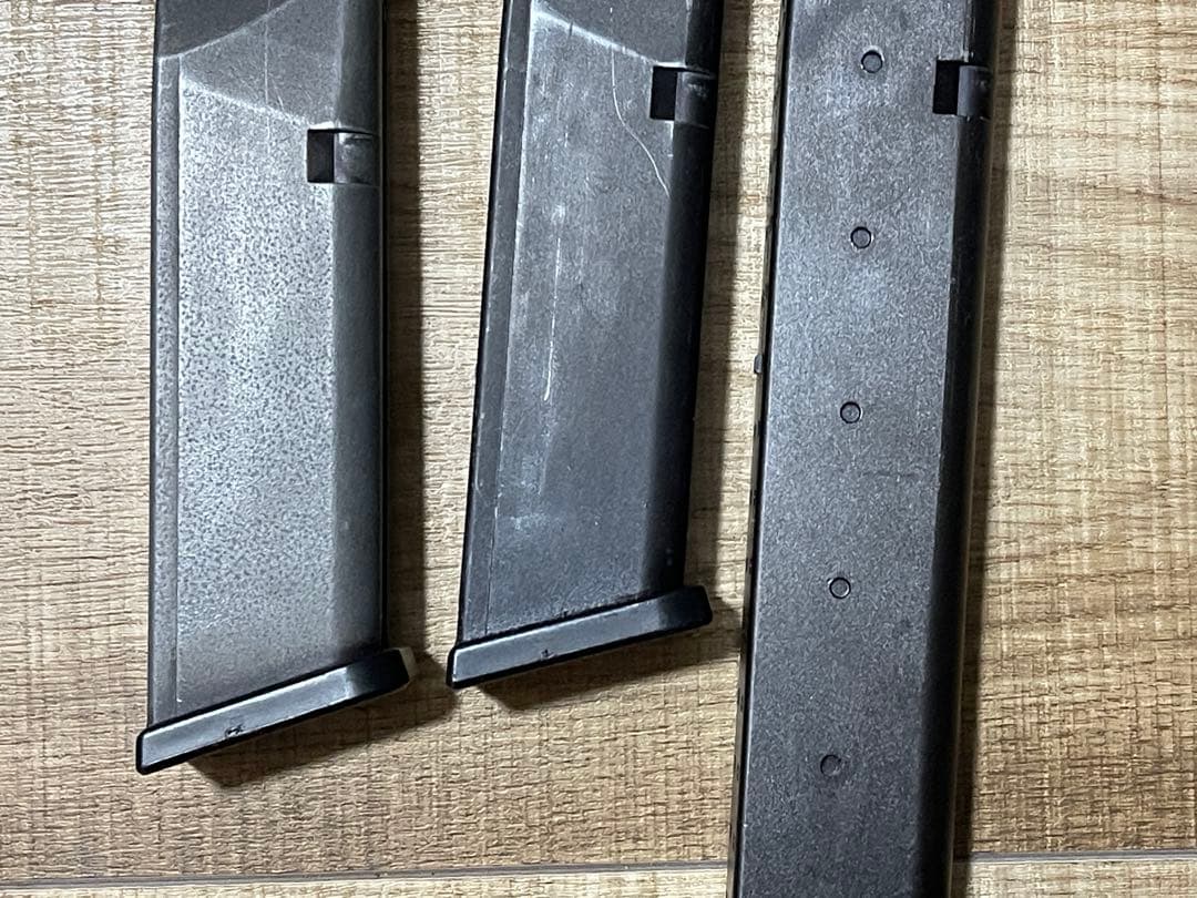 東京マルイ Glock 22 B&T USW-G17タイプ　ポリマーVer.
