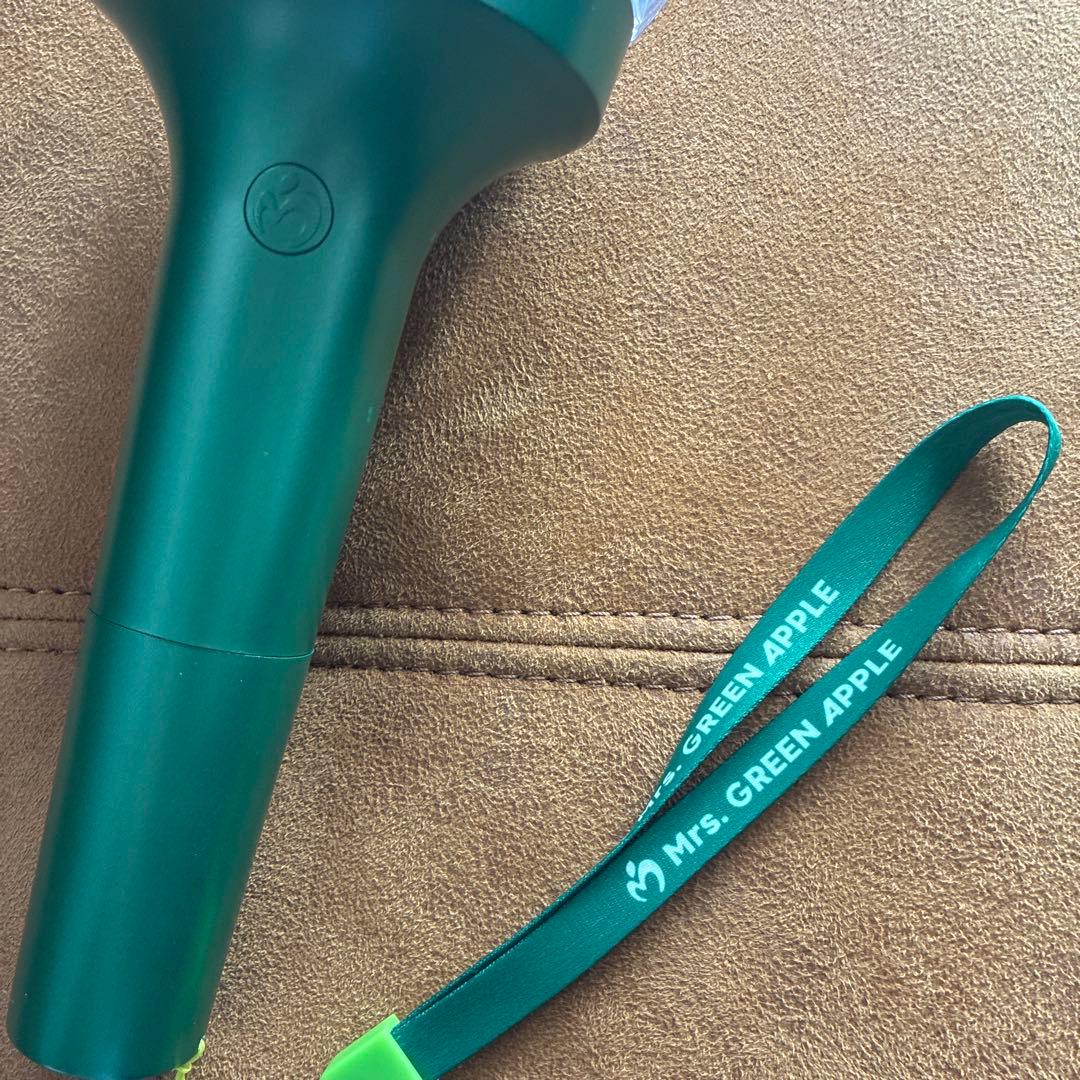 ミセスグリーンアップルペンライト