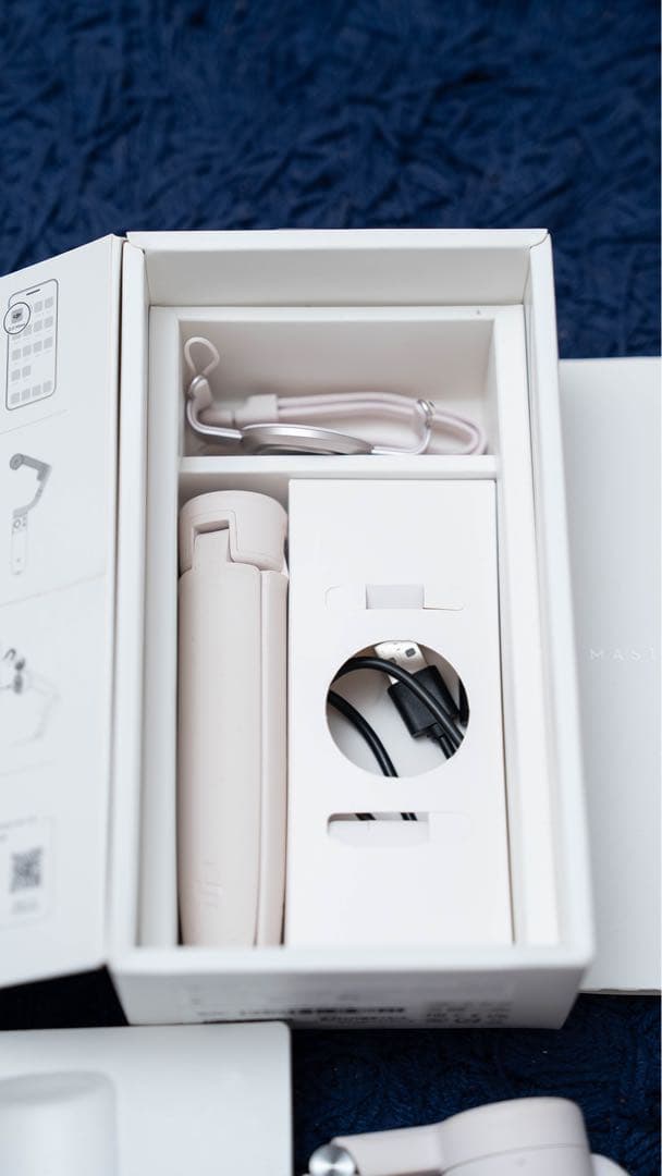 DJI OM 5 スマートフォンスタビライザー