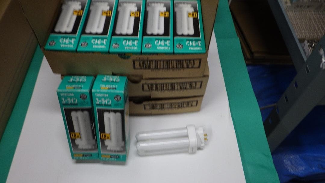 TOSHIBA FDL18EX-N-T 18ワット 蛍光灯