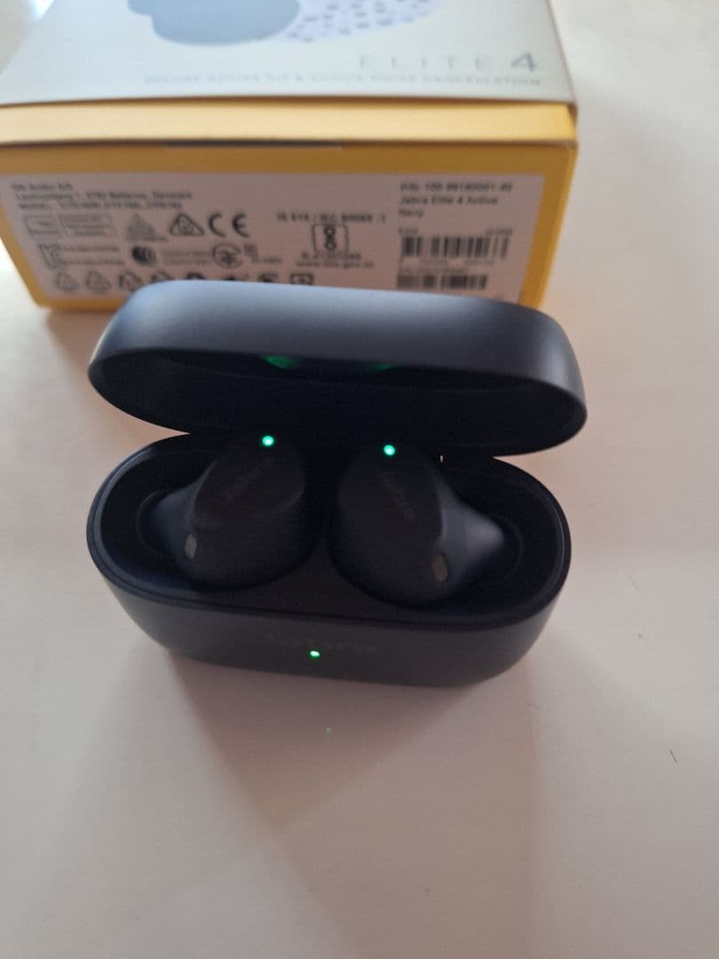新品未使用Jabra Elite 4 Active ワイヤレスイヤホン