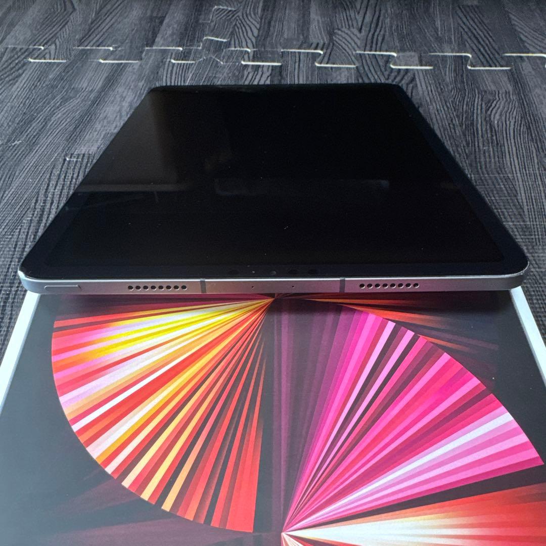 【訳あり】iPad Pro 11インチ 第3世代 WiFi+cellular