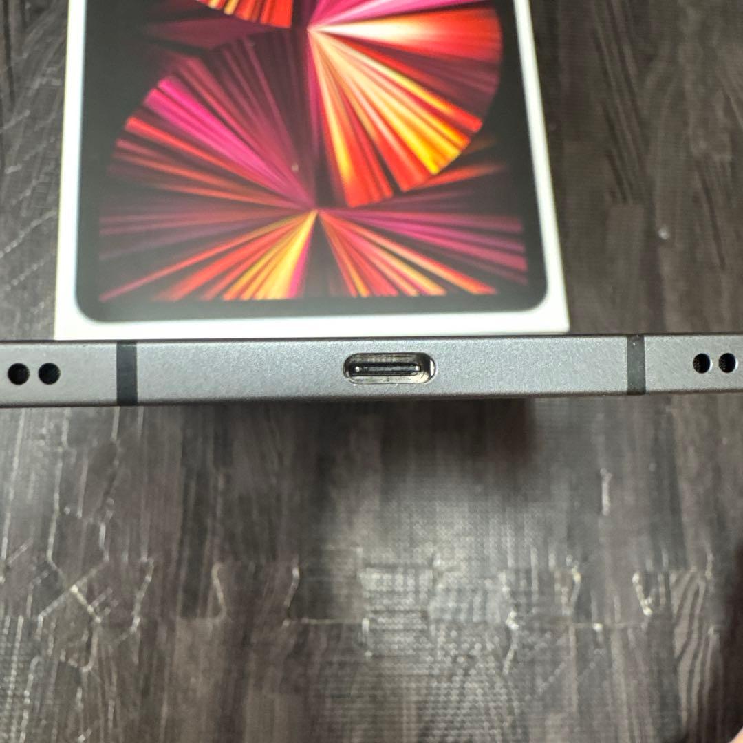 【訳あり】iPad Pro 11インチ 第3世代 WiFi+cellular