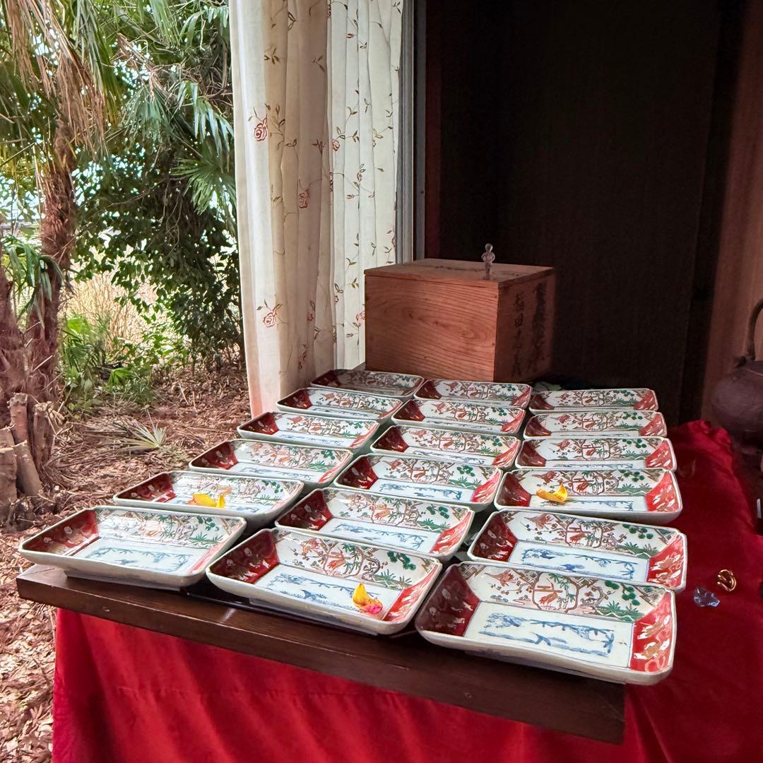 2235様感謝‼️春‼️古伊万里錦手　赤絵金彩鶴亀唐子吉祥図長皿5客　所有者稲田氏