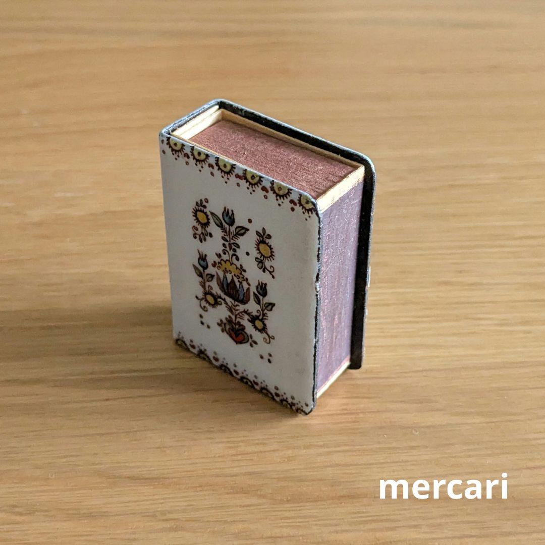 オーストリア　琺瑯　エナメル　ヴィンテージ　金属　マッチ箱　小箱　本型