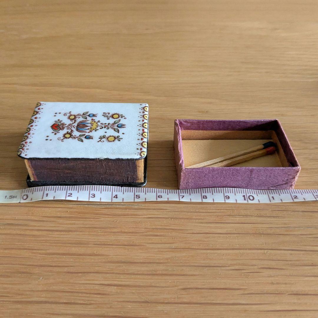 オーストリア　琺瑯　エナメル　ヴィンテージ　金属　マッチ箱　小箱　本型
