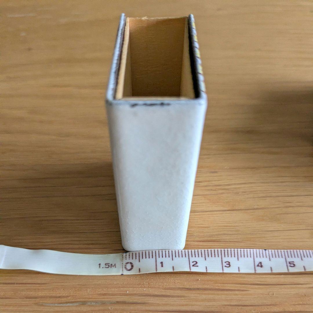 オーストリア　琺瑯　エナメル　ヴィンテージ　金属　マッチ箱　小箱　本型