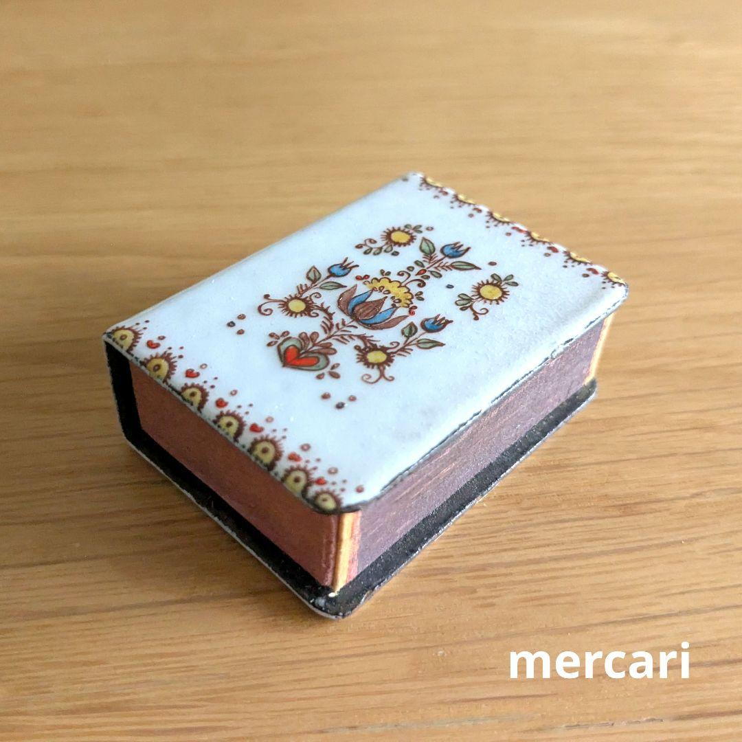 オーストリア　琺瑯　エナメル　ヴィンテージ　金属　マッチ箱　小箱　本型