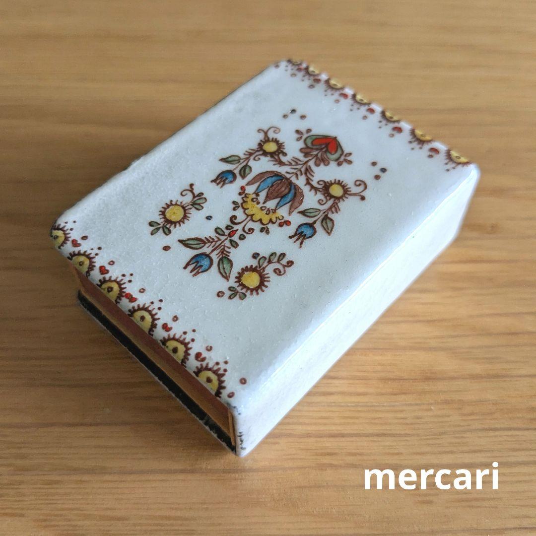 オーストリア　琺瑯　エナメル　ヴィンテージ　金属　マッチ箱　小箱　本型