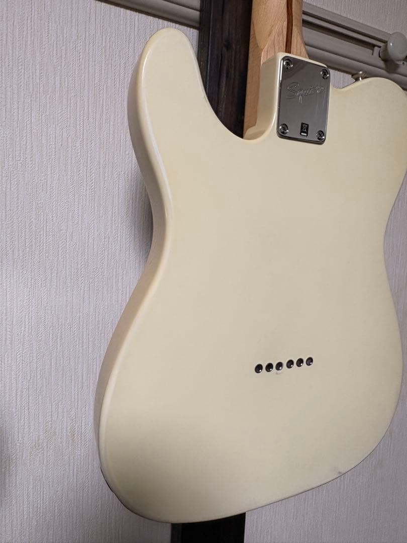 SUM41 Deryck Whibleyモデル Squire by Fender