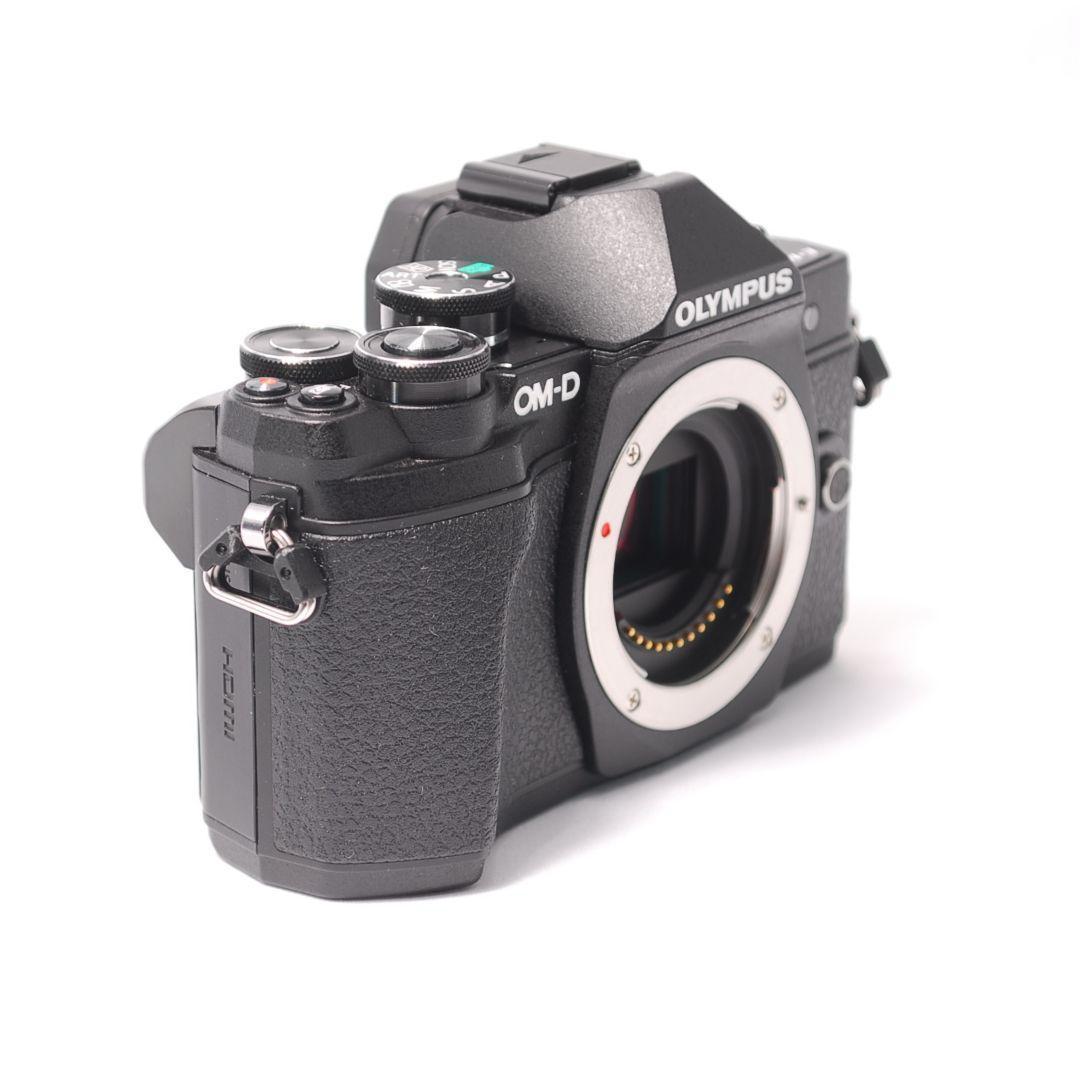 ❤即購入1000円OFF❤極美品❤オリンパス OM-D E-M10 MarkⅢ