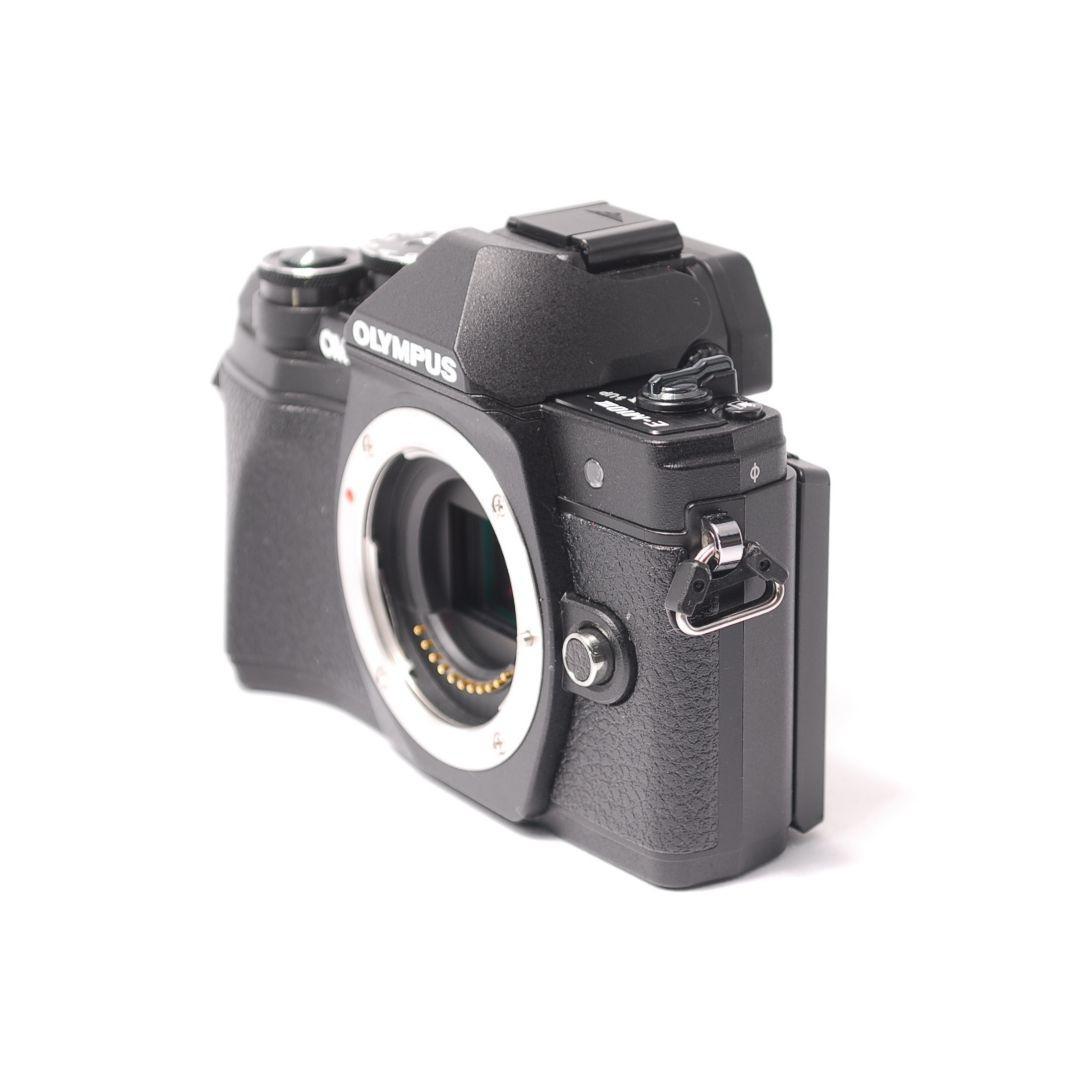❤即購入1000円OFF❤極美品❤オリンパス OM-D E-M10 MarkⅢ