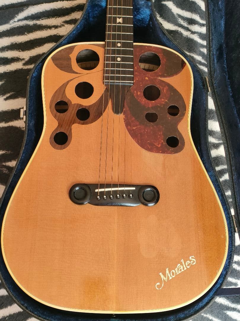 Morales アコースティックギター ハードケース付き