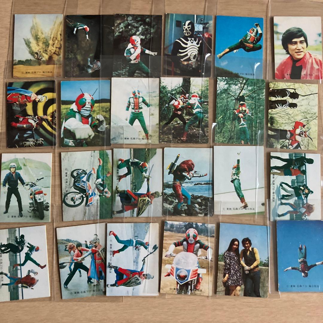 仮面ライダーカードとアルバム