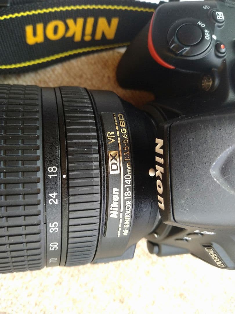 Nikon D5600 デジタル一眼レフカメラ