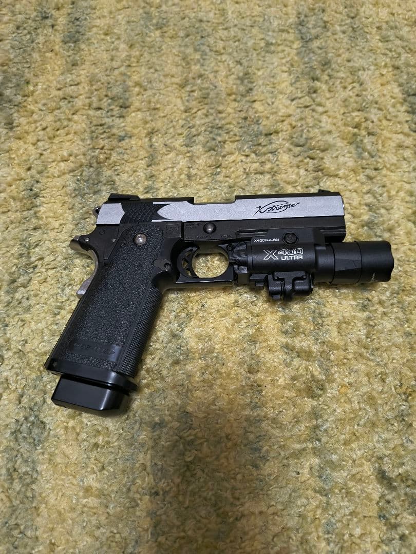 Xtreme .45 エアガン X300 Ultraライト付き