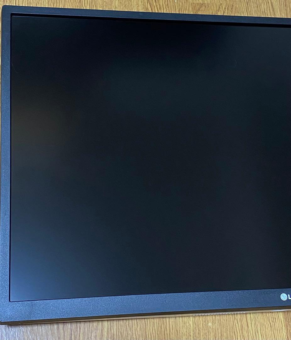 LG 27UL550-W 27インチIPS 4Kモニター