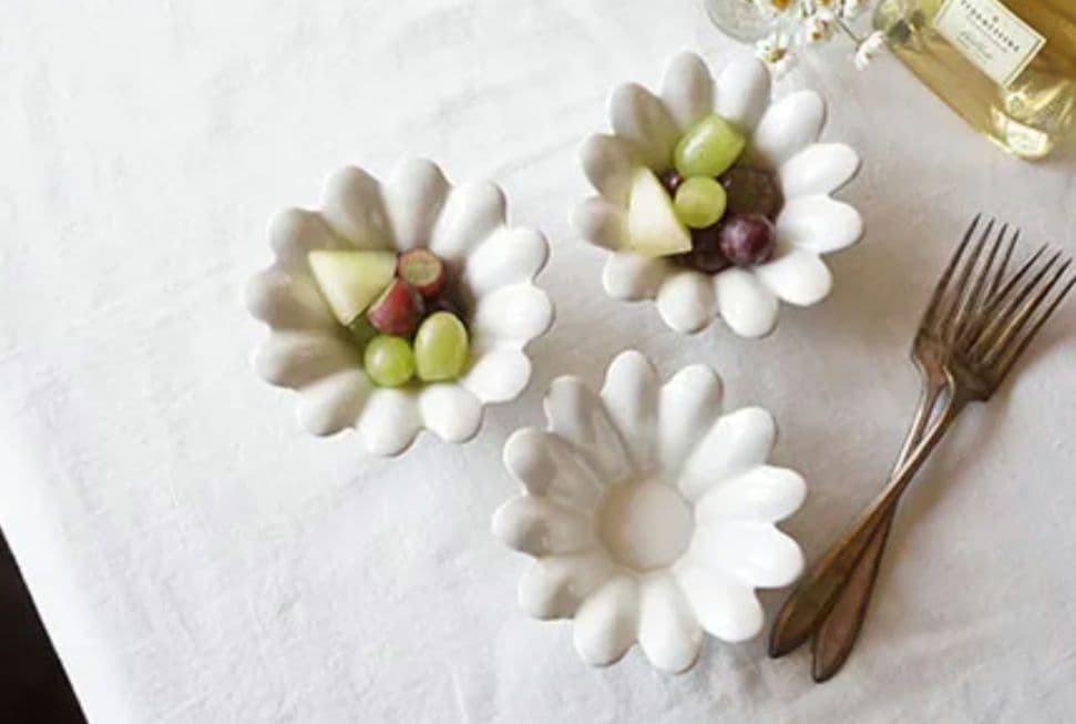 【完売品】よしざわ窯 白いマーガレット小鉢 5枚セット 花型 ナチュラル食器