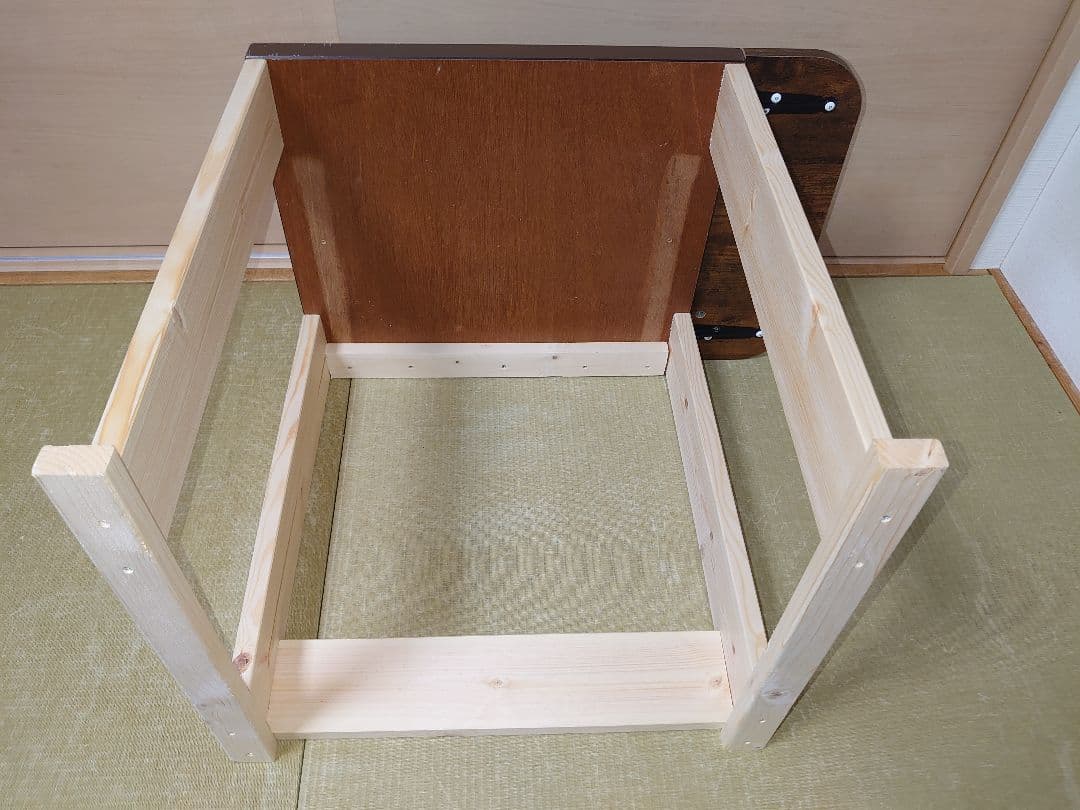 【累積177台目】パチスロを置く台（1台用シンプルスタンド）★右側に棚板付き②