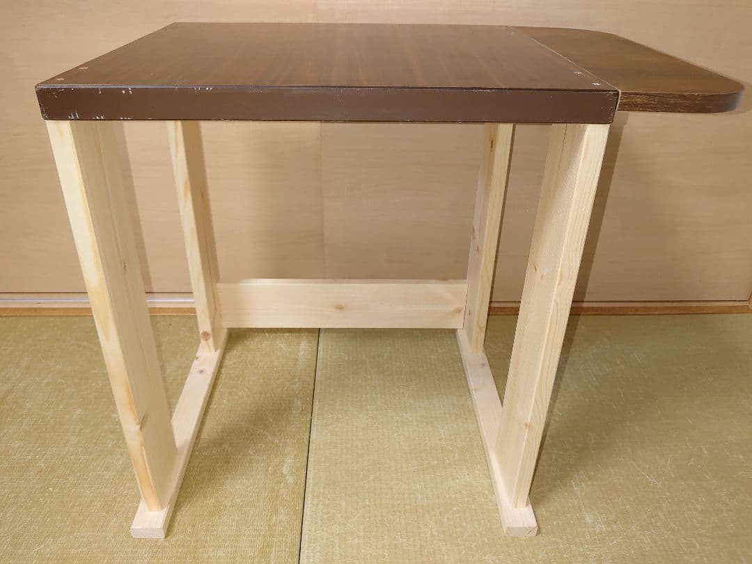 【累積177台目】パチスロを置く台（1台用シンプルスタンド）★右側に棚板付き②