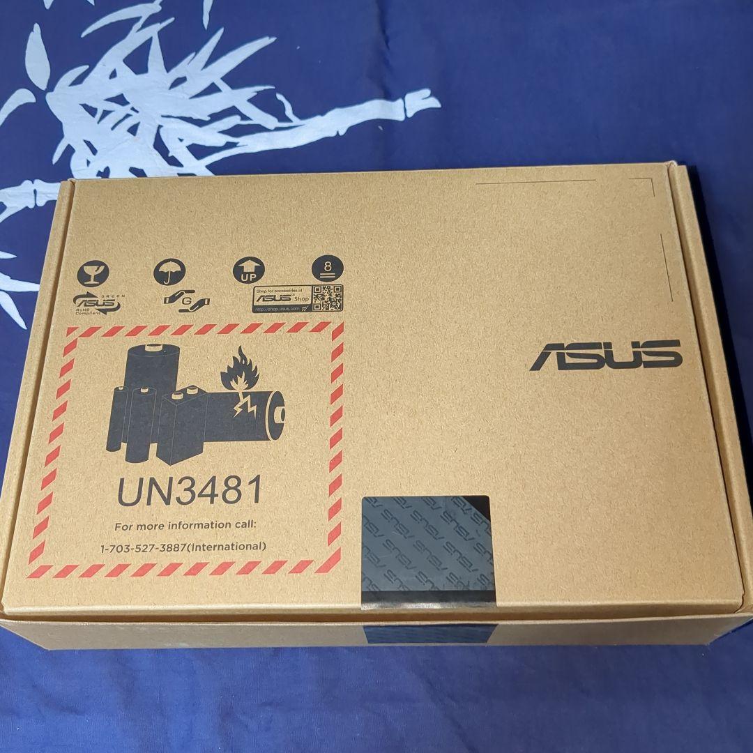 ASUS Chromebook　CM3000DV